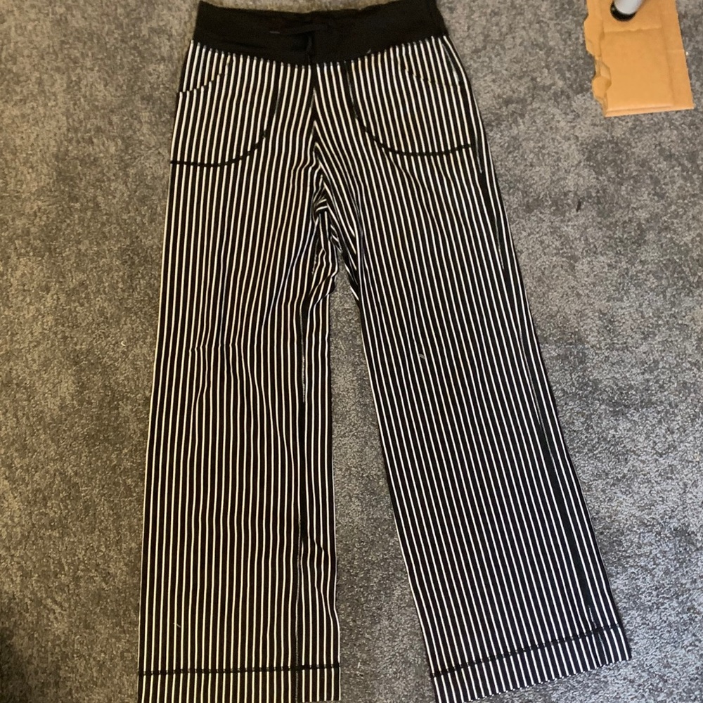 LuLuLemon wide leg pants